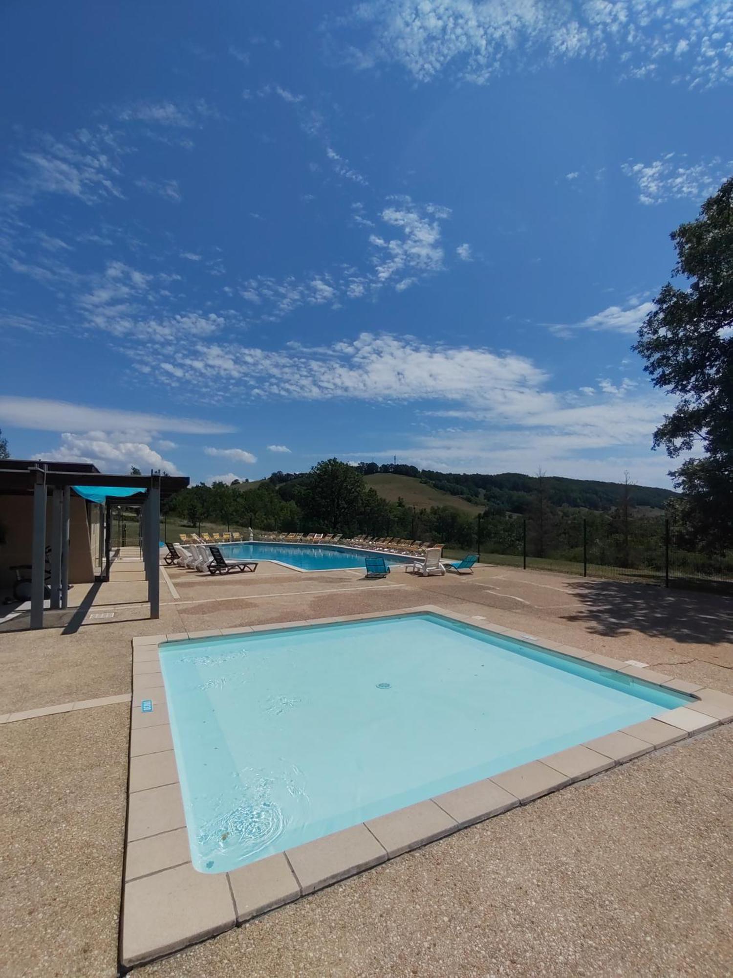 Village Bord De Ciel Caylus Екстериор снимка