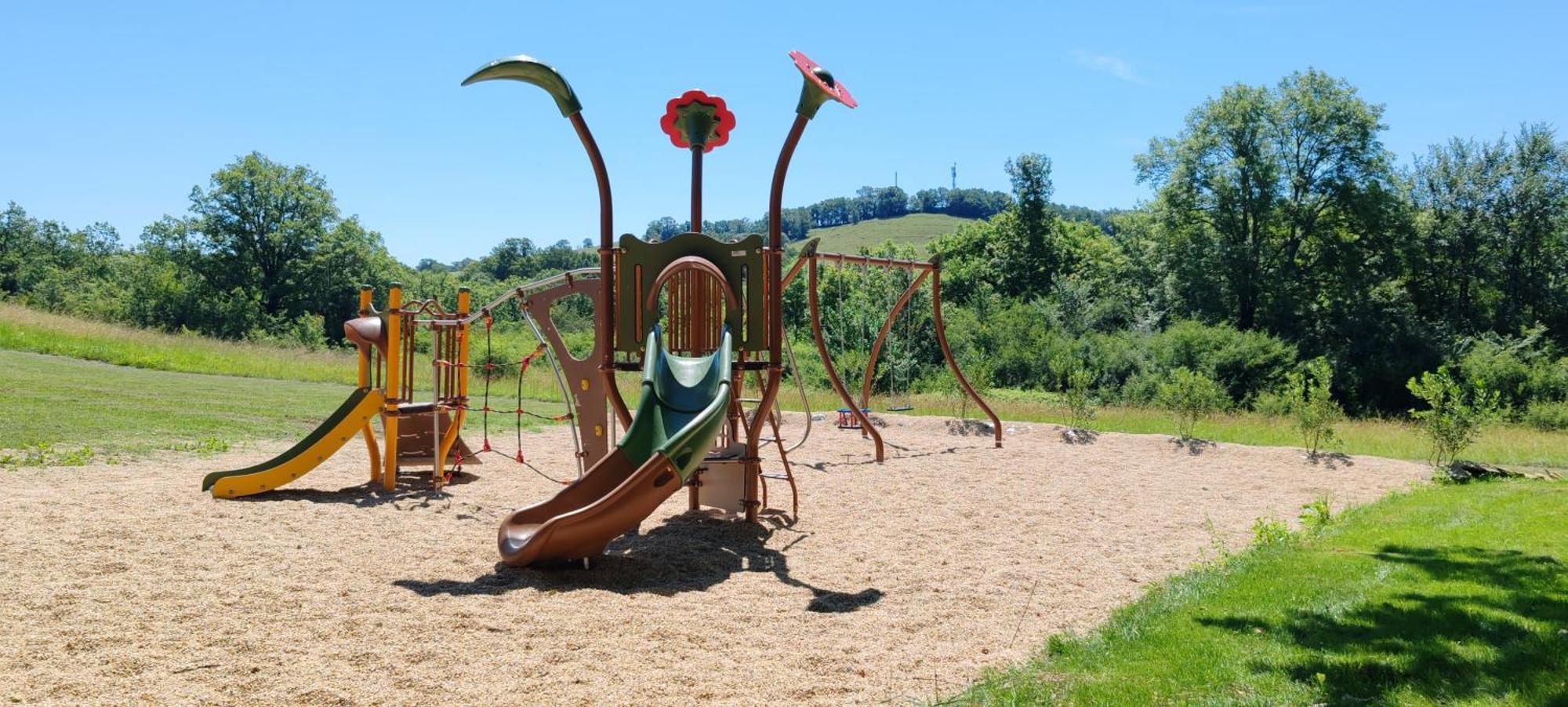 Village Bord De Ciel Caylus Екстериор снимка
