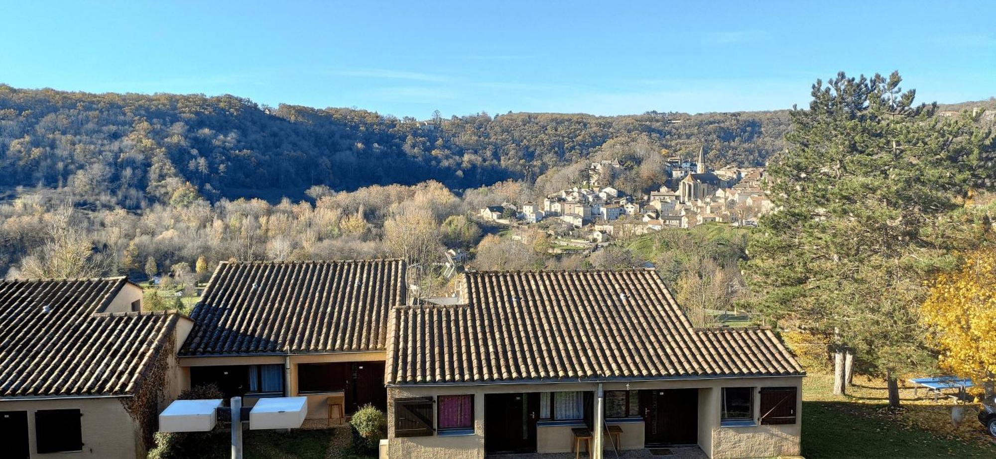 Village Bord De Ciel Caylus Екстериор снимка